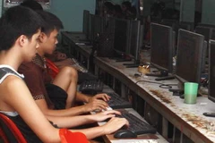 Một đại lý Internet. (Ảnh: Minh Tú/TTXVN)