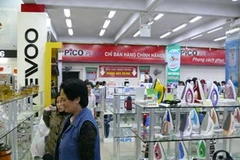 Mua sắm tại Pico Plaza. (Ảnh: Internet).