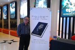 Nhà thơ Ngô Thảo và cuốn "Tráng sĩ hề... dâu bể."