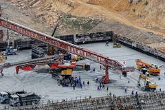 Thi công thủy điện Bản Chát. (Ảnh: Hồng Kỳ/TTXVN) 