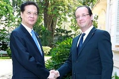 Thủ tướng Nguyễn Tấn Dũng gặp Tổng thống Pháp Francois Hollande. (Ảnh: Đức Tám/TTXVN)