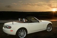 Xe mui trần Mazda MX-5 Miata. (Ảnh: Internet)