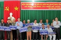 Ban Chỉ đạo Tây Nam bộ tặng nhà, quà tết cho bà con nghèo Sóc Trăng