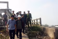 Kiên Giang cần khẩn trương lập các dự án nâng cấp đê biển