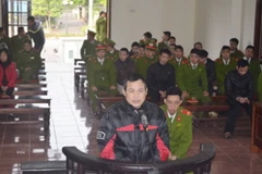 Vụ án mua bán 541 bánh heroin tại Hòa Bình: Làm rõ hành vi "chạy án"