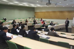 Singapore chia sẻ kinh nghiệm hành chính công với Việt Nam