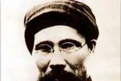 Phan Bội Châu - “Người chí sỹ đầu tiên biết nhìn ra biển”