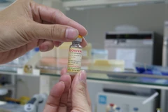 Vaccine Covivac thành phẩm do Viện Vaccine và Sinh phẩm Y tế. (Ảnh: Phan Sáu/TTXVN)
