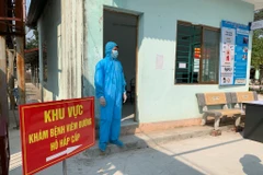 Khu vực điều trị cho các bệnh nhân dương tính tại Phòng khám đa khoa khu vực Quang Hà, huyện Bình Xuyên, Vĩnh Phúc. (Ảnh: PV/Vietnam+)