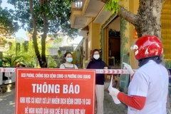 Truy vết các trường hợp liên quan đến ca mắc COVID-19 tại Vĩnh Phúc. (Ảnh: Hoàng Hùng/TTXVN)