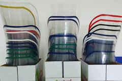 những tấm chắn ngăn giọt bắn để phòng chống dịch bệnh COVID-19. (Nguồn: BVCC)