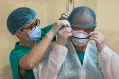 Những người mang lời thề Hippocrates lên tuyến đầu chống dịch