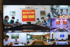 Các điểm cầu bệnh viện đang điều trị bệnh nhân COVID-19 trên cả nước hội chẩn. (Ảnh: PV/Vietnam+)