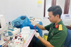 Những người tiếp sức mạnh giữ phên dậu Tổ quốc giữa biển Đông 