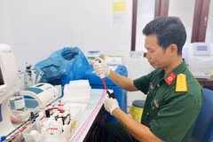 Những người tiếp sức mạnh giữ phên dậu Tổ quốc giữa biển Đông 