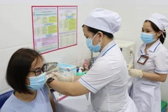 Cần Thơ triển khai tiêm vaccine phòng COVID-19 đợt 2. (Ảnh: Ánh Tuyết/TTXVN)