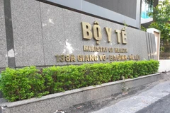 Bộ Y tế yêu cầu rà soát lại toàn bộ quy trình tiêm chủng và xử trí phản ứng sau tiêm chủng. (Ảnh: PV/Vietnam+)