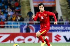 Công Phượng gần như không có cơ hội trong cuộc chiến với Văn Quyết, Công Vinh. (Ảnh: Minh Chiến/Vietnam+)