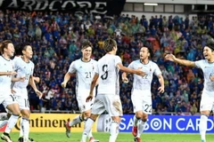 Kiatisuk không thể giúp Thái Lan tạo nên bất ngờ trước Nhật Bản quá mạnh. (Ảnh: AFC)