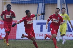 Tiền đạo đội trưởng Anh Đức có một trận đấu hoàn hảo với hai lần lập công, giành 100 % số phiếu bầu chọn Cầu thủ hay nhất trận. (Ảnh: Đỗ Đen/Vietnam+)