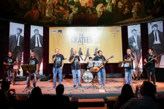 Một buổi họp báo đặc biệt giới thiệu “The Beatles Symphony” đã diễn ra tối 9/10 với âm nhạc của nhóm Desire. (Ảnh: BTC)