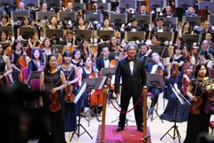 Dàn nhạc Giao hưởng Việt Nam cùng nhạc trưởng Honna Tetsuji sẽ biểu diễn trong chương trình 'Là con gái để tỏa sáng.' (Ảnh: VNSO)