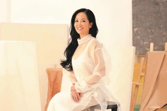 Diva Hồng Nhung sẽ biểu diễn cùng ban nhạc Anh Em trong chương trình cuối cùng của chuỗi “nhà hát trực tuyến” Music Home. (Ảnh: NVCC) 