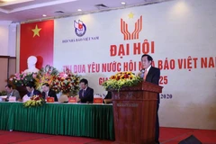 Chủ tịch Hội nhà báo Việt Nam Thuận Hữu phát biểu tại Đại hội. (Ảnh: CTV/Vietnam+)
