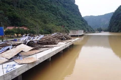 Nhà máy thủy điện Sông Miện 6 đã vận hành phát điện nhưng vẫn chưa có giấy phép khai thác nước mặt theo quy định. (Ảnh: H.V/Vietnam+)