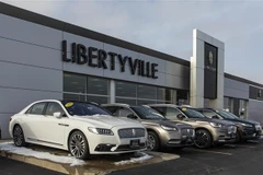 Đại lý xe ôtô của hãng Ford ở Libertyville, bang Illinois, Mỹ. (Ảnh: THX/TTXVN)