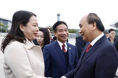 Lễ tiễn Chủ tịch nước Nguyễn Xuân Phúc tại sân bay quốc tế Nội Bài. (Ảnh: Thống Nhất/TTXVN)