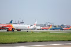 Máy bay của các hãng hàng không tại một sân bay. (Ảnh: Việt Hùng/Vietnam+)