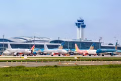 Bộ Giao thông Vận tải đã tiếp tục xây dựng kế hoạch phục hồi đường bay nội địa. (Ảnh: CTV/Vietnam+)