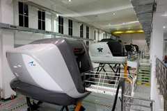 Hệ thống Tổ hợp buồng lái mô phỏng máy bay (SIM) đầu tiên tại Việt Nam. (Ảnh: VNA cung cấp)