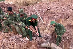 Lực lượng bộ đội công binh tỉnh Quảng Trị đã phát hiện một quả bom nặng hơn 240kg, có chiều dài 1,6m, nằm ở độ sâu dưới lòng đất hơn 6m, ngày 19/4. (Ảnh minh họa: Trần Tĩnh/TTXVN)