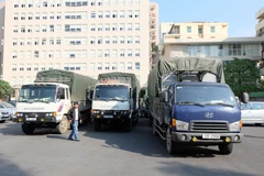 Trong 2 ngày, cảnh sát kinh tế Hà Nội "bóc gỡ" hơn 40 tấn hàng lậu 