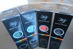 [Video] Hoa mắt với sơn móng tay "phù thuỷ" đổi màu theo nhiệt độ 