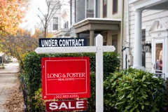 Một ngôi nhà được rao bán tại Washington, D.C. (Mỹ). (Ảnh: AFP/TTXVN)