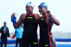 Caroline Jouisse (trái) đã theo dõi "chu kỳ" của mình và cung cấp thông tin cho các huấn luyện viên của cô nhằm hoạch định chiến lược săn huy chương. (Nguồn: Reuters/Le Parisien)