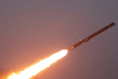 Tên lửa hành trình chiến lược Hwasal-2 được phóng thử ở ngoài khơi bờ biển phía Tây Triều Tiên ngày 30/1/2024. (Ảnh: Yonhap/TTXVN)