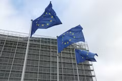 Cờ Liên minh châu Âu (EU). (Ảnh: THX/TTXVN)