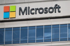 Biểu tượng của Microsoft tại văn phòng ở Chevy Chase, Maryland (Mỹ). (Ảnh: AFP/TTXVN)