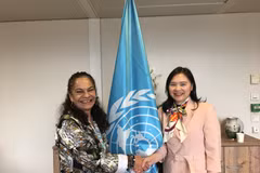 Bà Lidia Arthur Brito - Trợ lý Tổng Giám đốc UNESCO về Khoa học Tự nhiên tiếp Đại sứ Nguyễn Thị Vân Anh - Trưởng Phái đoàn thường trực Việt Nam bên cạnh UNESCO đến chào và làm việc. (Ảnh : TTXVN phát)