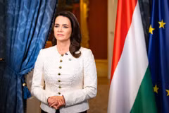 Tổng thống Hungary Katalin Novak tuyên bố từ chức tại Phủ Tổng thống ở Budapest, ngày 10/2/2024. (Ảnh: AFP/TTXVN)