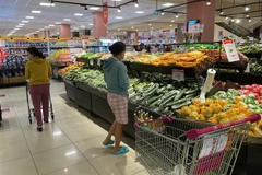 Hàng hóa tại các siêu thị ở Bình Dương. (Ảnh: Chí Tưởng/TTXVN)