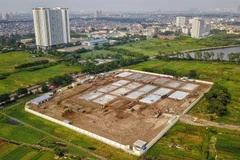 Bệnh viện dã chiến được xây dựng tại ngõ 587 Tam Trinh, quận Hoàng Mai khá tách biệt với khu dân cư, thích hợp cho công tác phòng, chống dịch. (Ảnh: Thành Đạt/TTXVN)