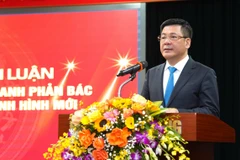 Bộ trưởng Nguyễn Hồng Diên tại lễ tổng kết và trao giải cuộc thi năm 2023. (Ảnh: PV/Vietnam+)