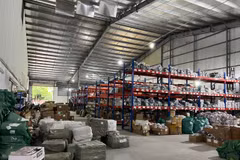 Kho hàng tại huyện Sóc Sơn, thành phố Hà Nội. (Ảnh: PV/Vietnam+)