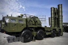 Hệ thống phòng thủ tên lửa S-400 của Nga. (Nguồn: AFP/ TTXVN)