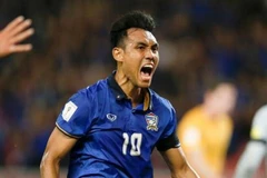 Tiền đạo Thái Lan Teerasil Dangda.